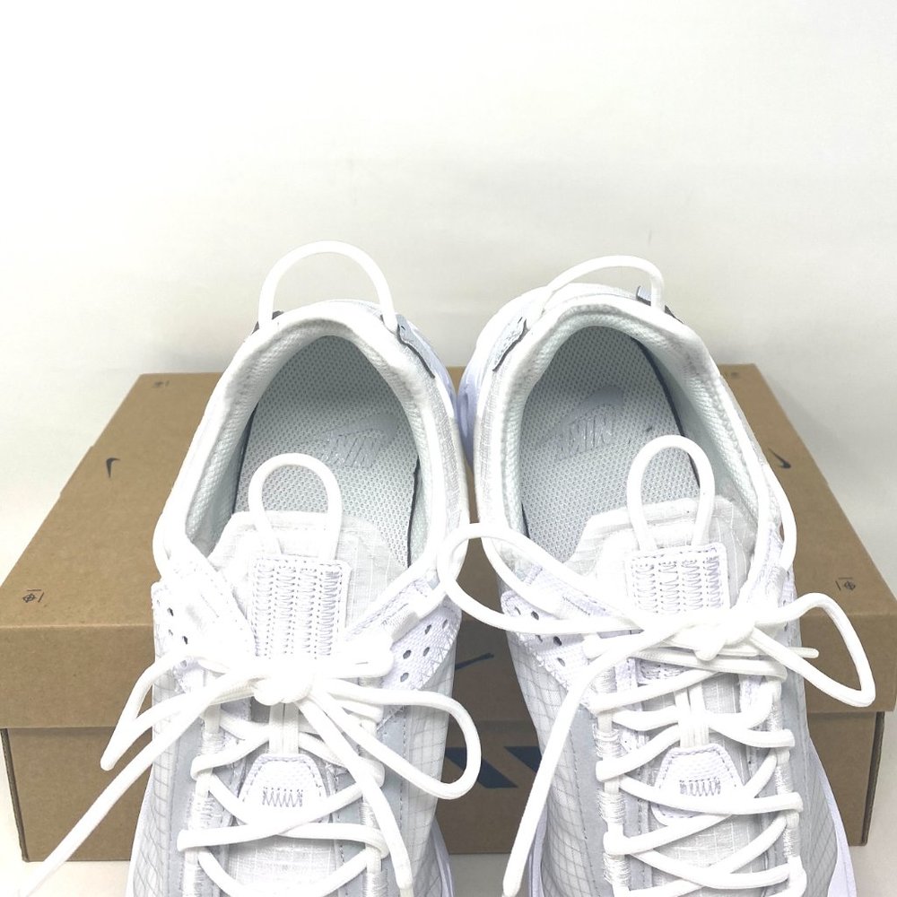 💖MEGA SALE💖NIKE WOMEN'S  CV1772 101 REACT LIVE White-pur Platinum  Running - Picture 2 of 12